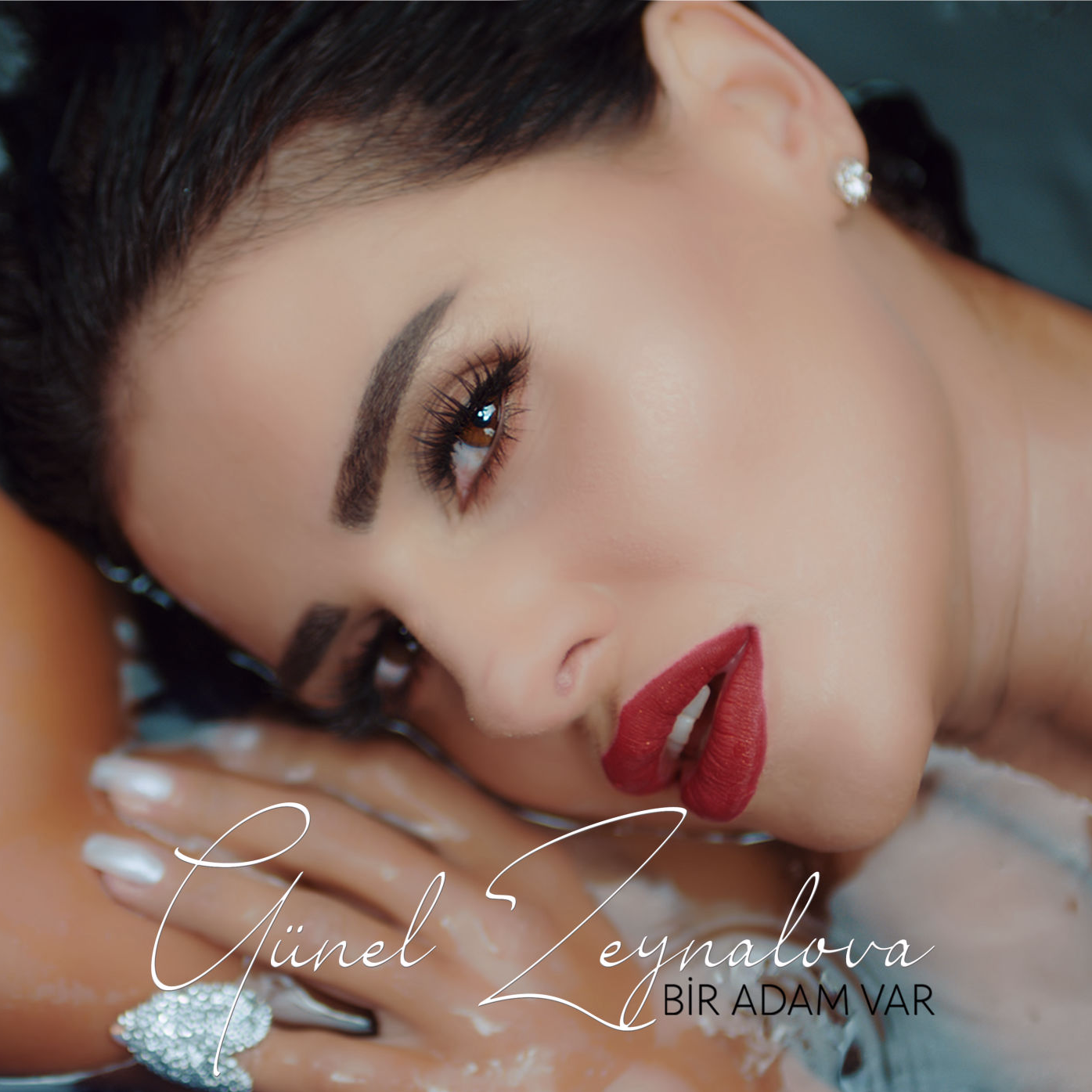 Müzik Ölmez Yapıtı